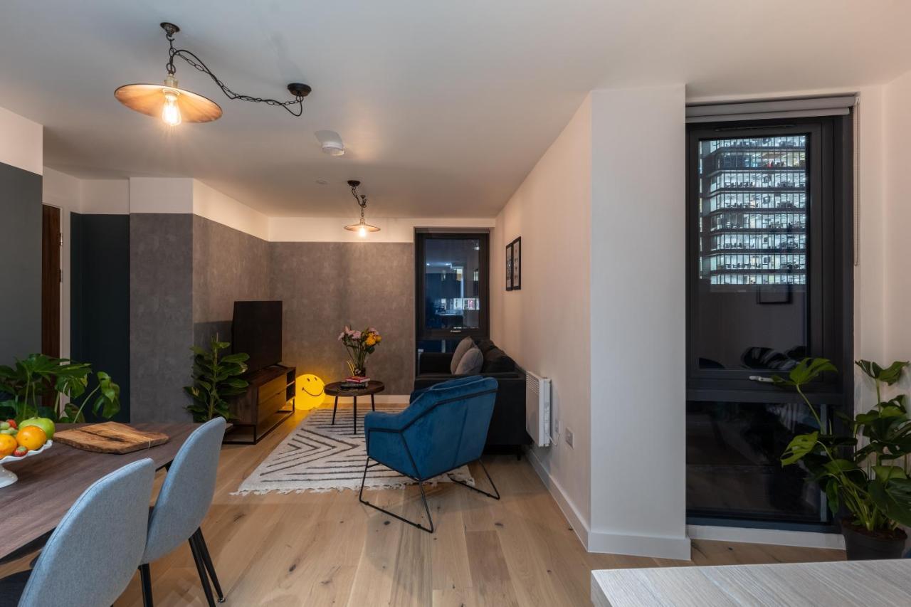 Kula Manchester Exteriér fotografie