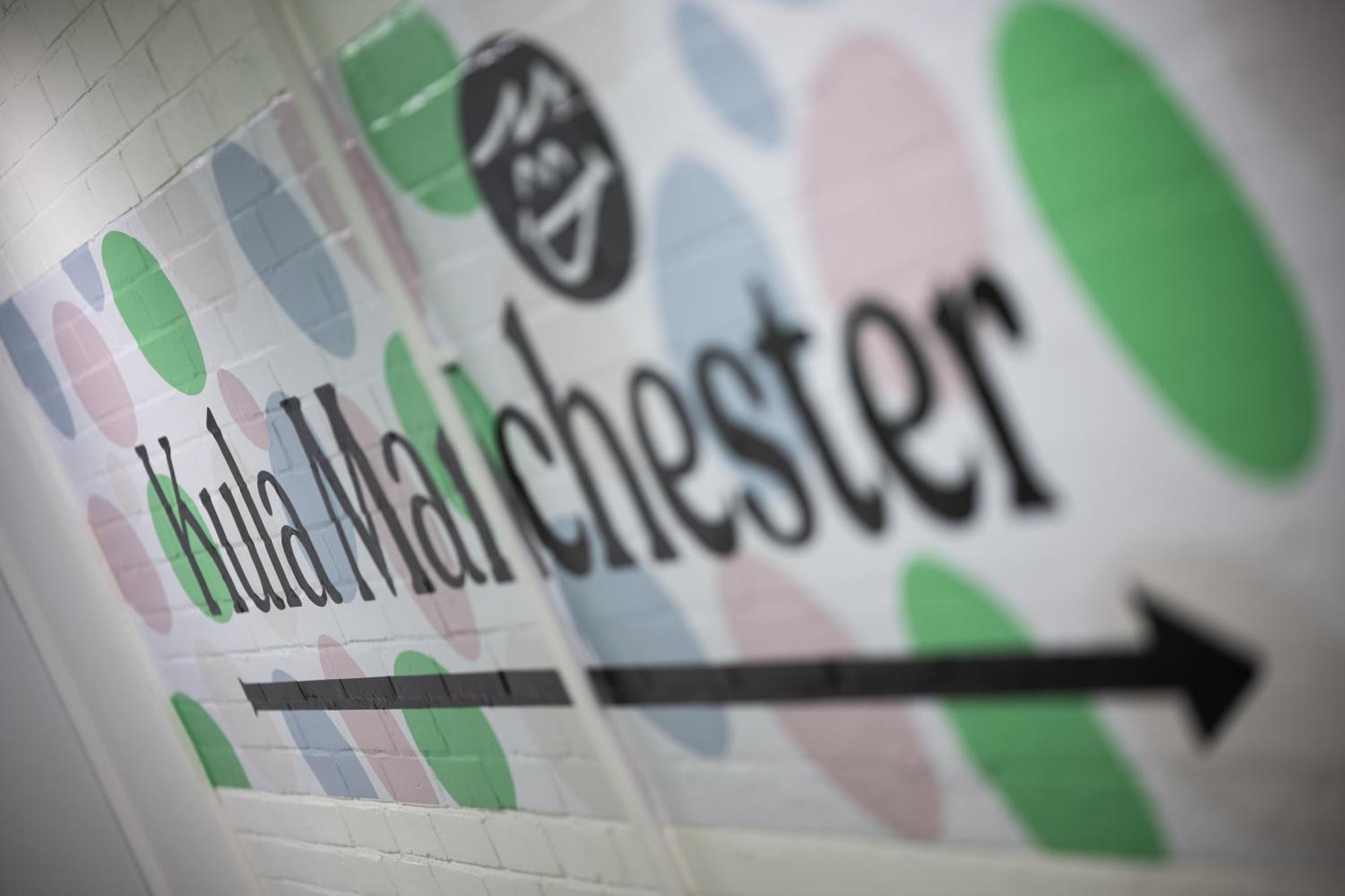 Kula Manchester Exteriér fotografie
